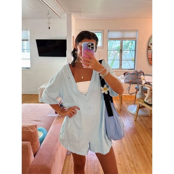 ARITZIA Babaton Sculpture Knit Tube Top in White Size X-Small - Picture 2 of 8